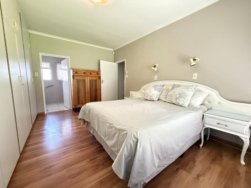 4 Bedroom Property for Sale in Panorama Western Cape